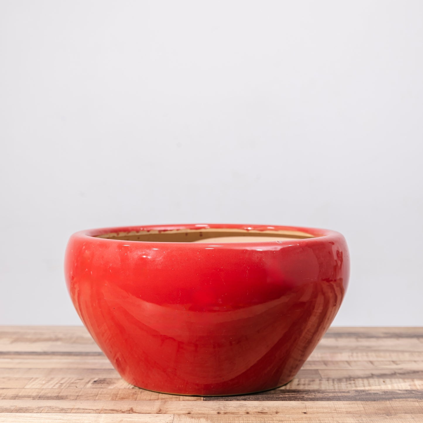 Scarlet Round Pot