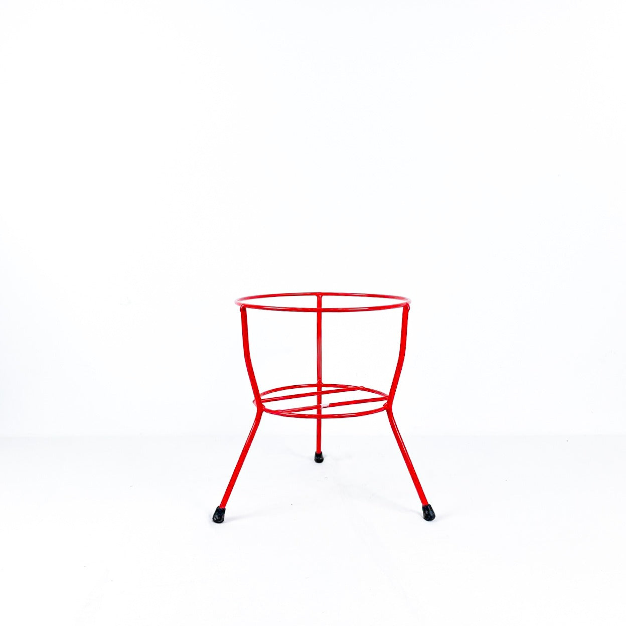 CAMAL 106 Stand (Red) - $22