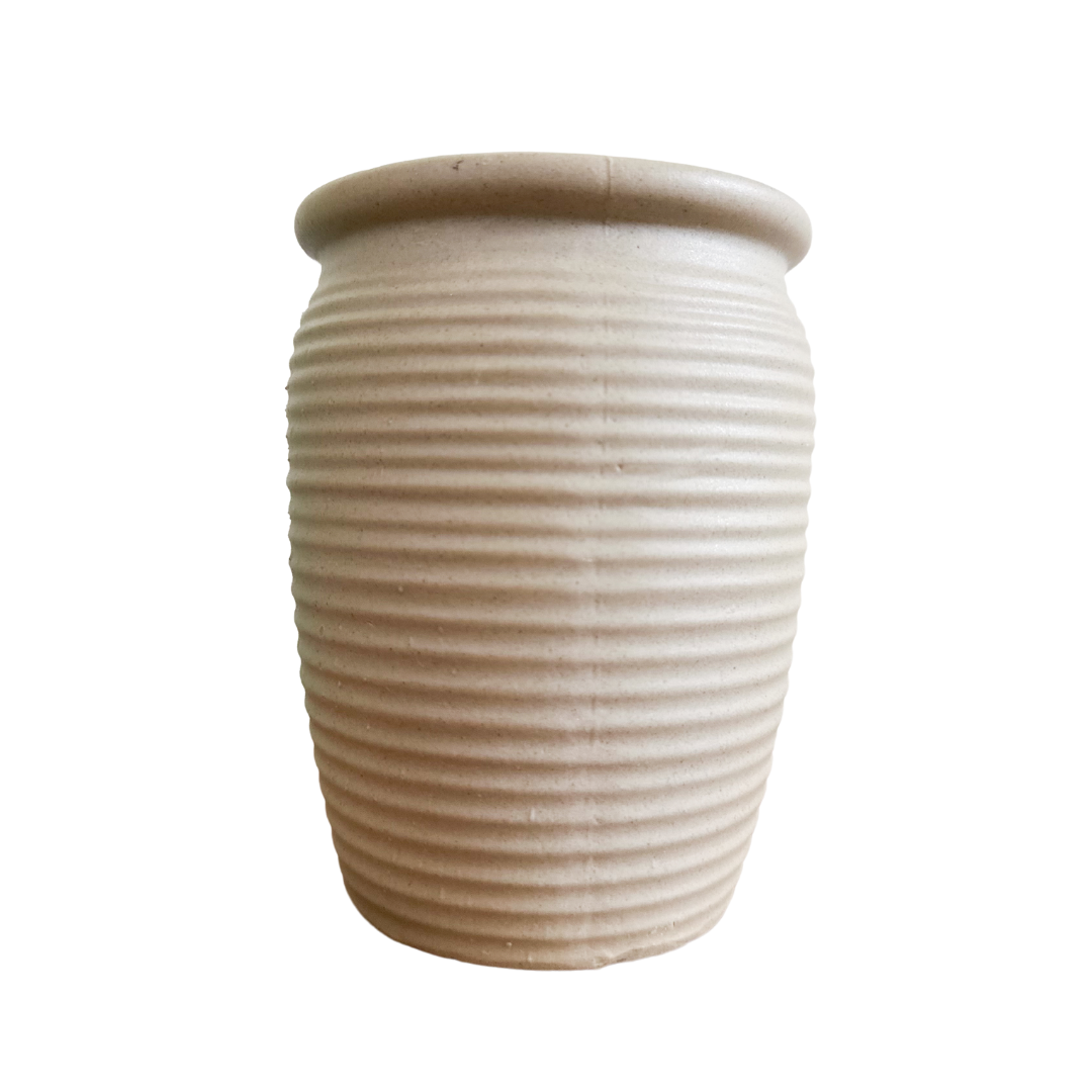 CERMAIC MINIMALIST CERAMIC POT WITH TEXTURE