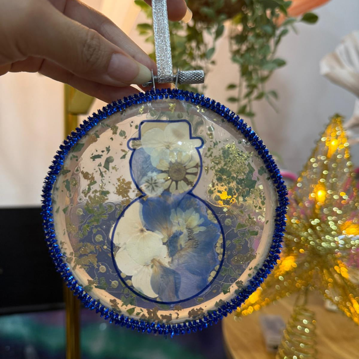 Blooming Suncatcher Ornament-Making Workshop | 13 December